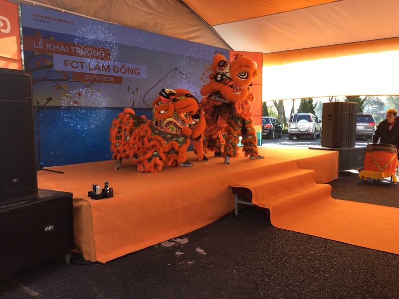 Dịch vụ cho thuê màn hình led, nhà bạt, dù che sự kiện tại Lâm Đồng