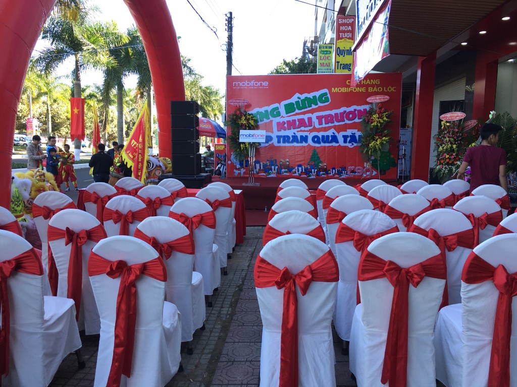 am thanh anh sang lam dong to chuc su kien