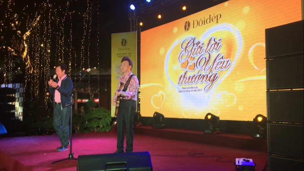 am thanh anh sang lam dong to chuc su kien